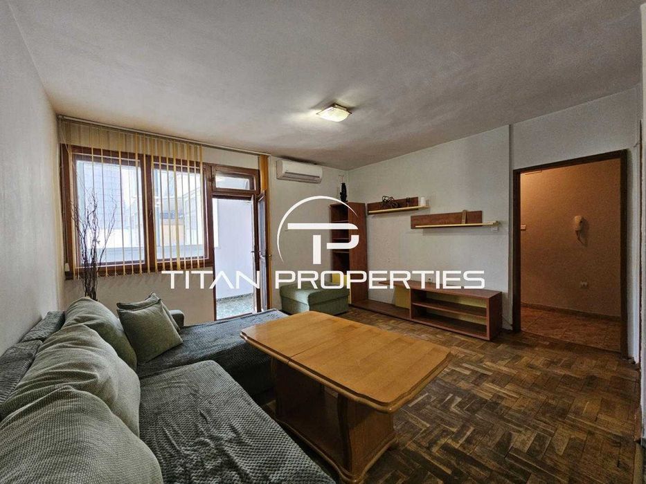 Продава се Двустаен апартамент в Варна, Зимно кино Тракия - 66 кв.м за 2205 €/кв.м - Снимка #1