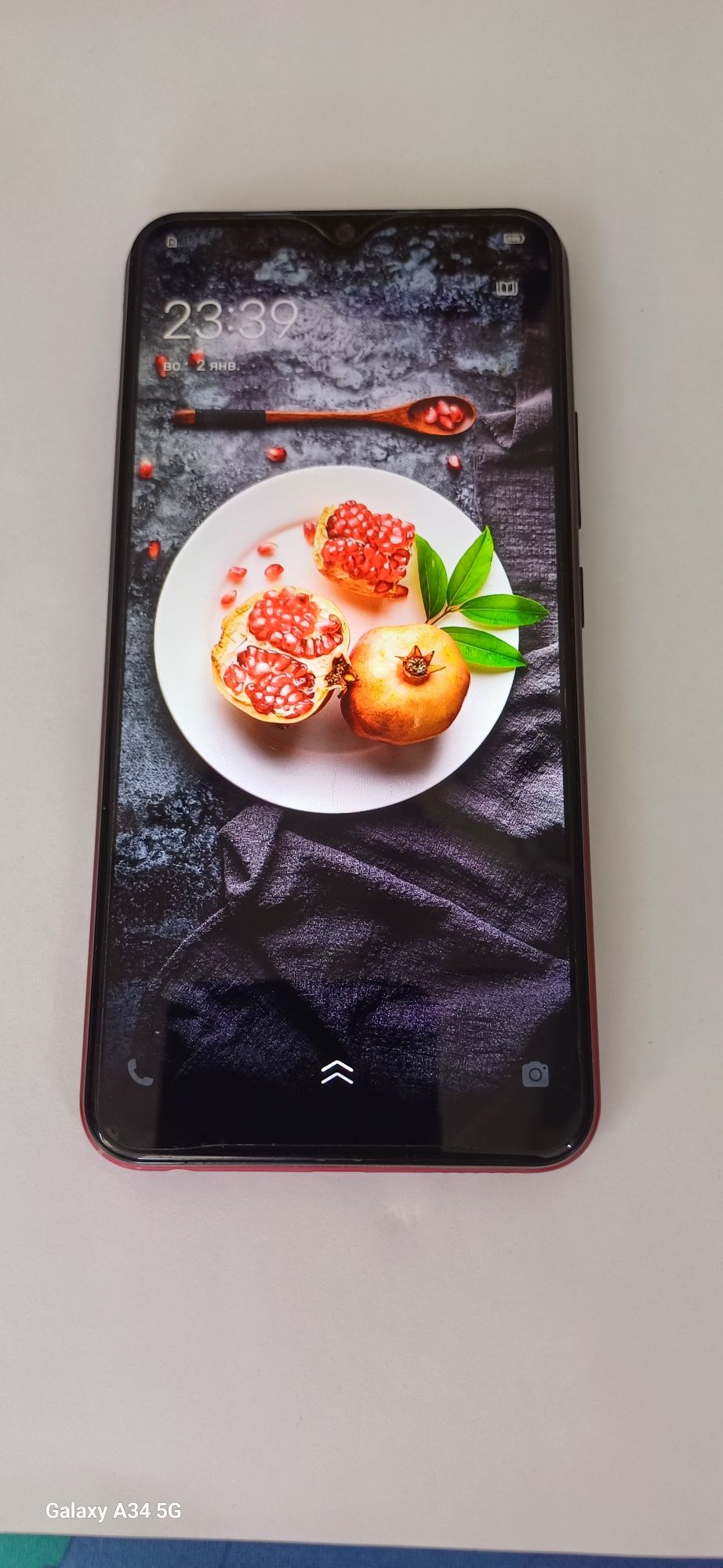 Vivo 1904 madell holati zor holata teli ozi momosi yoq tez va arzon