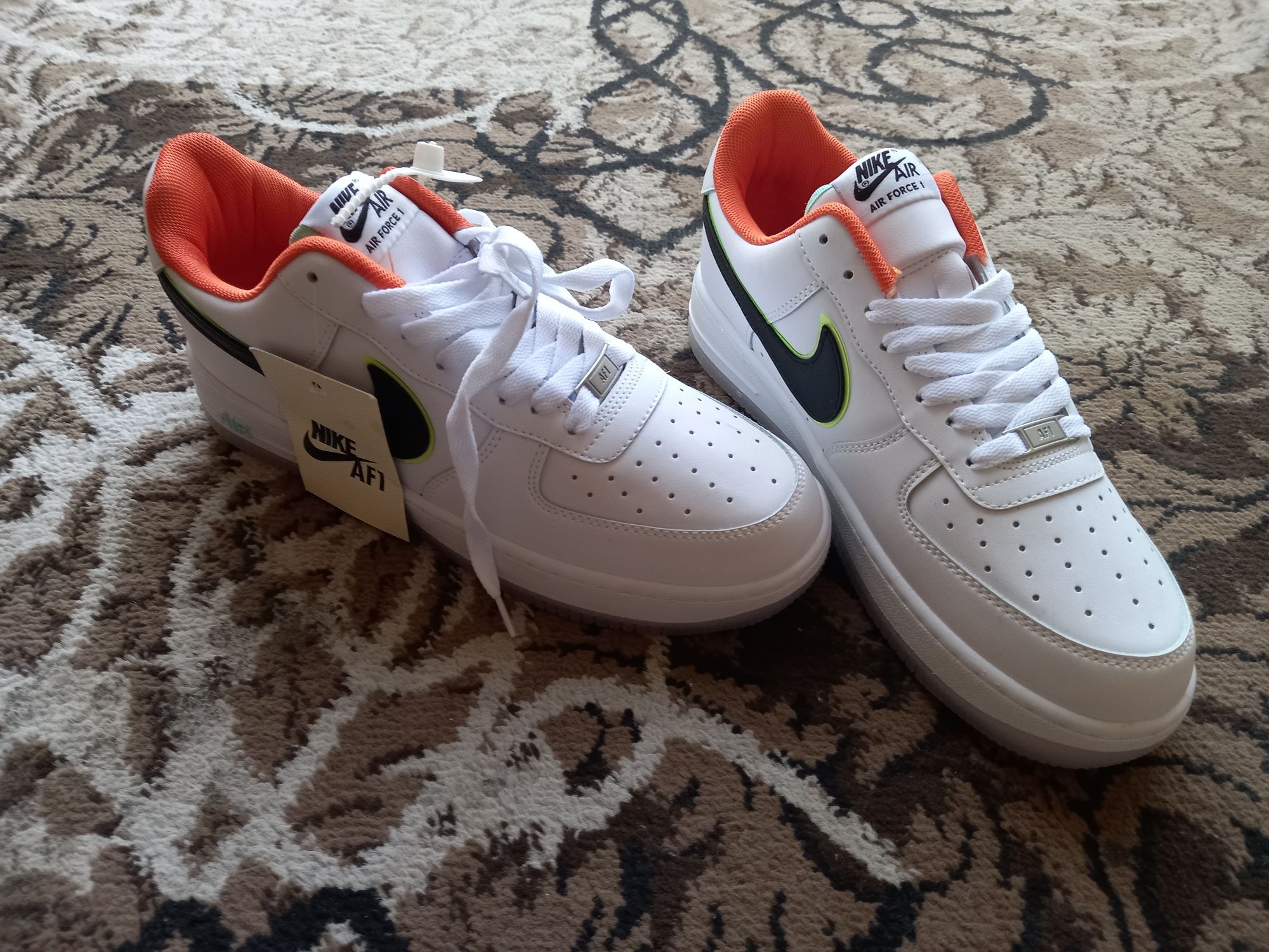 Nike Air Force 1