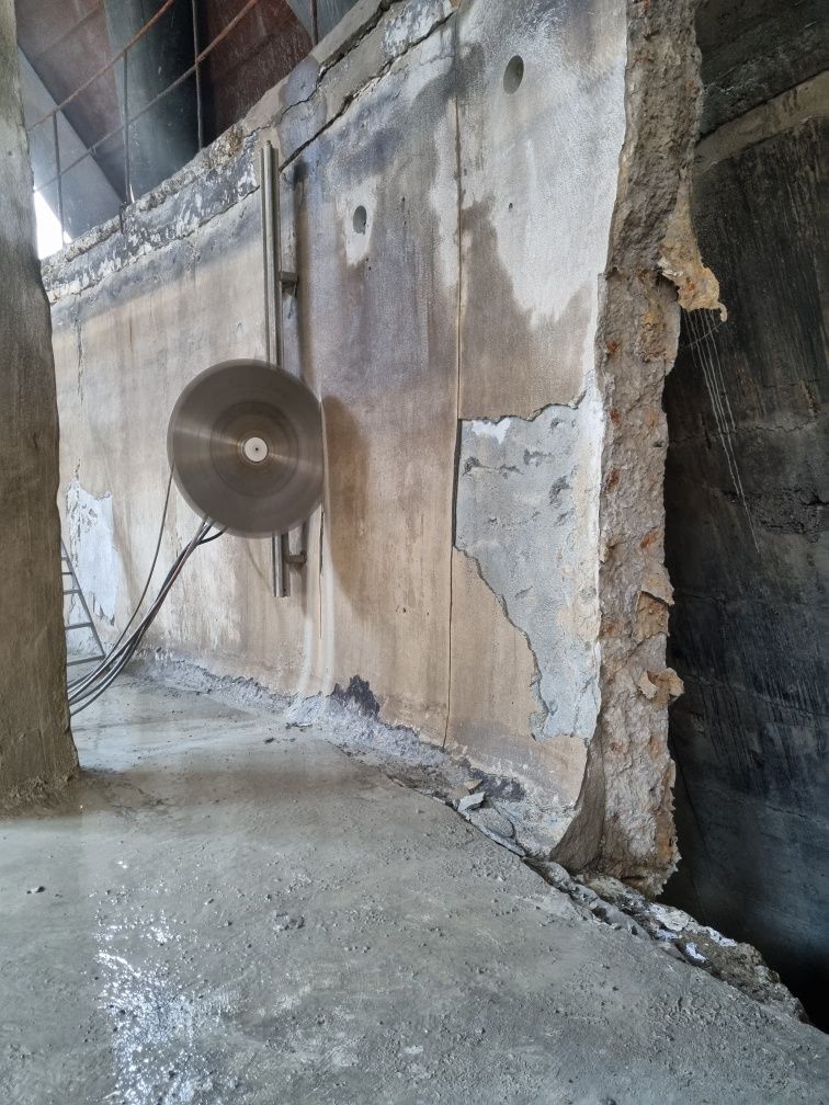 Taiat Taiere piconare spargere carotare beton decupat secționat beton