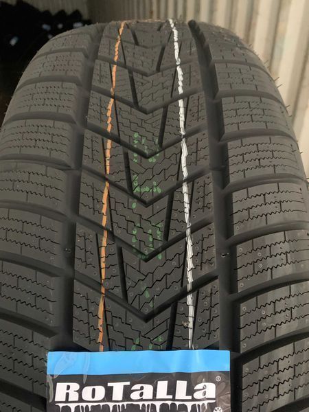 Нови зимни гуми ROTALLA SETULA W RACE S330 215/55R18 99V XL НОВ DOT