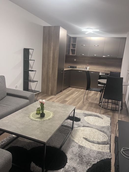 Апартамент под наем