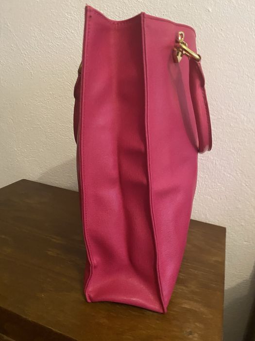 Geanta roz de dama ,incapatoaree