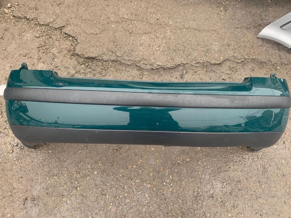 Spoiler / Bara Spate VW Passat B5.5 Berlina / Sedan 2001 - 2005 cu Mici Defecte / Imperfectiuni