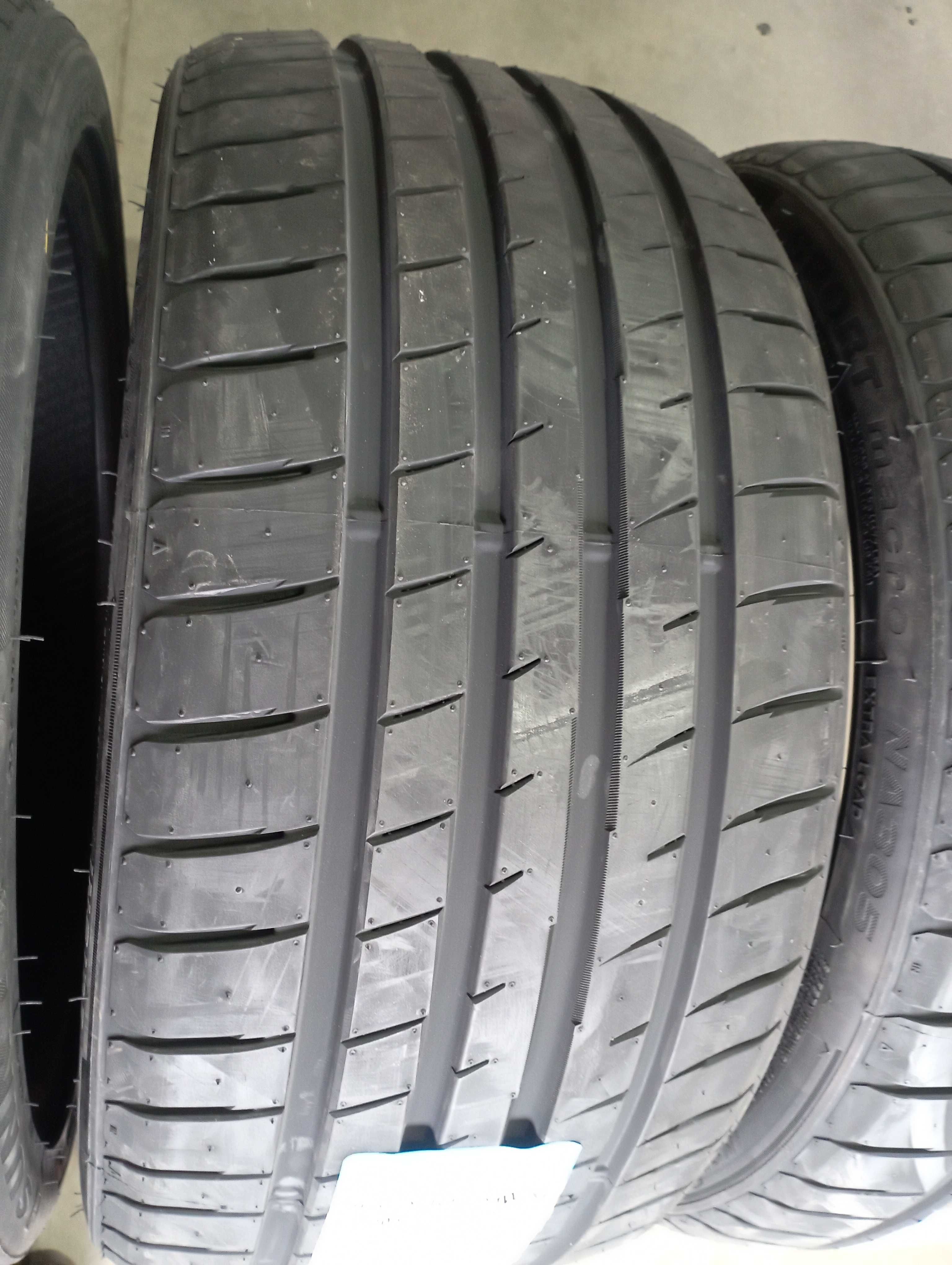 Set Anvelope Sunny 255/35/18 Cu 225/40/18 (BMWSeria3) Noi De Vara