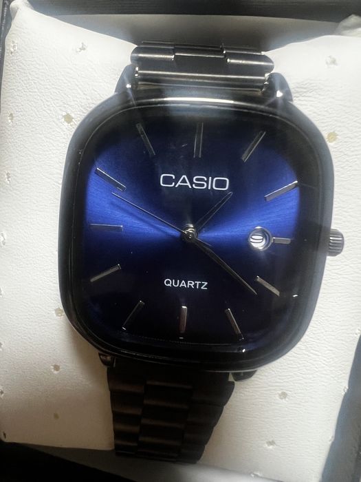 Продам новый часы касио casio новый в пакете