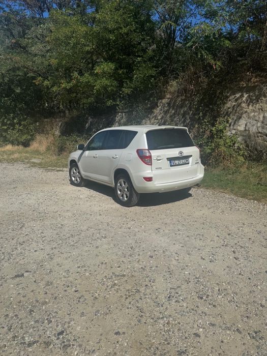 toyota rav 4, an 2012