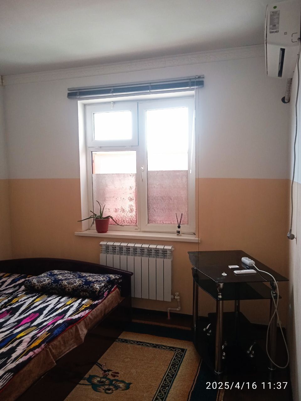 Kvartira ijaraga beriladi.  Haftalik ijara (ZAGS bilan). Sotiladi.