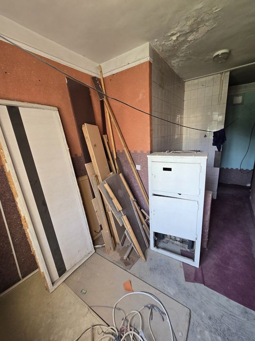 Чиланзар-19 1/1/4 без ремонта 34м² 42уе Мойка 50/50 Ватсап перекрёсток