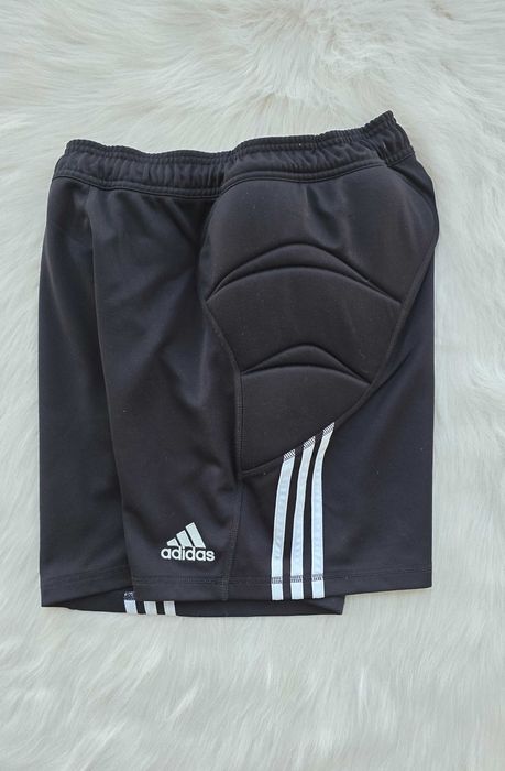 Вратарски шорти Adidas размер М