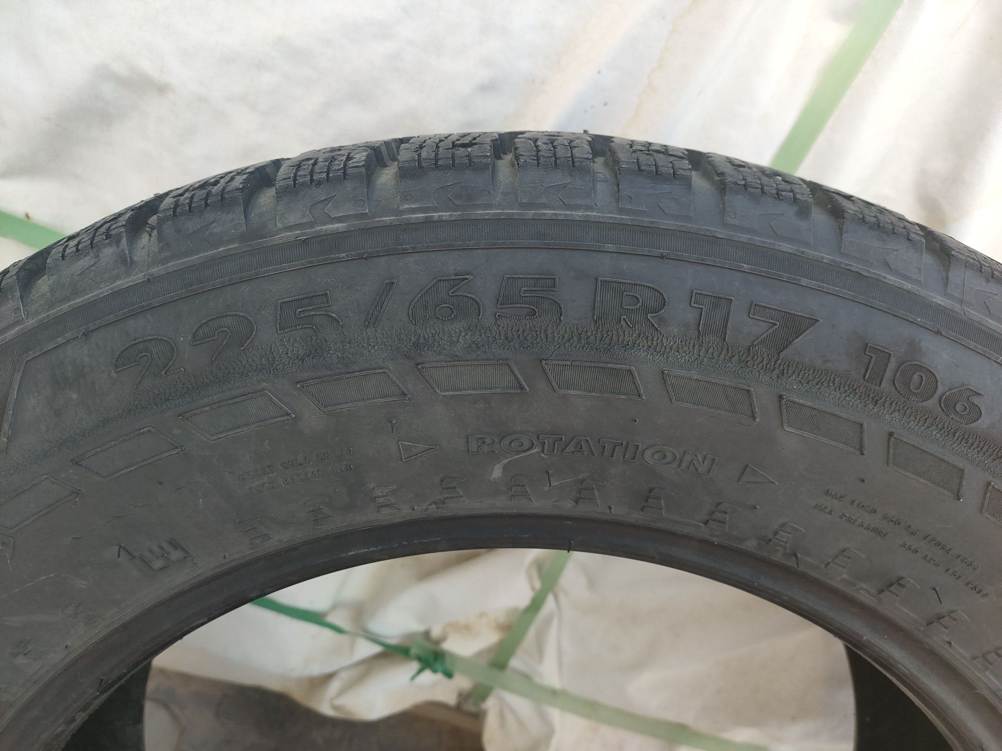 Шины зимние 225/65 R17