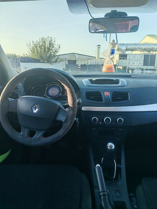 Renaul Fluence 1.6 benzina