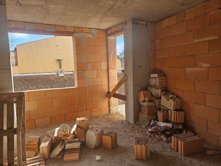 Продава се Двустаен апартамент в Варна, Христо Ботев - 63 кв.м за 1585 €/кв.м - Снимка #4