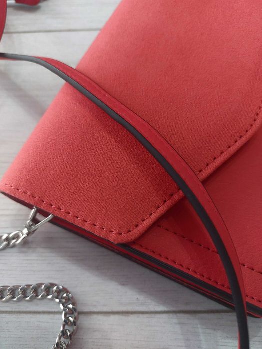 Geanta dama rosu deschis