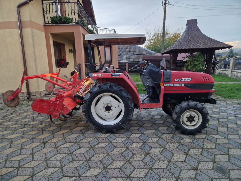 Tractor Mitsubishi