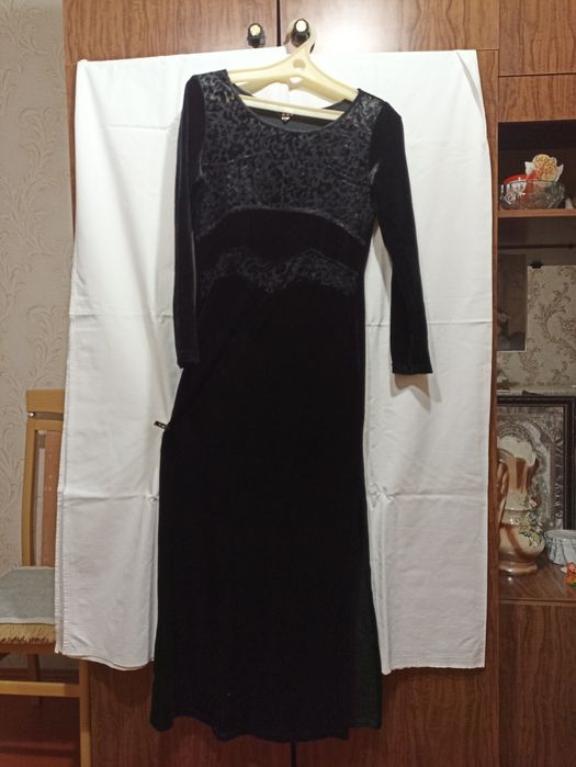 Вечернее платье черное