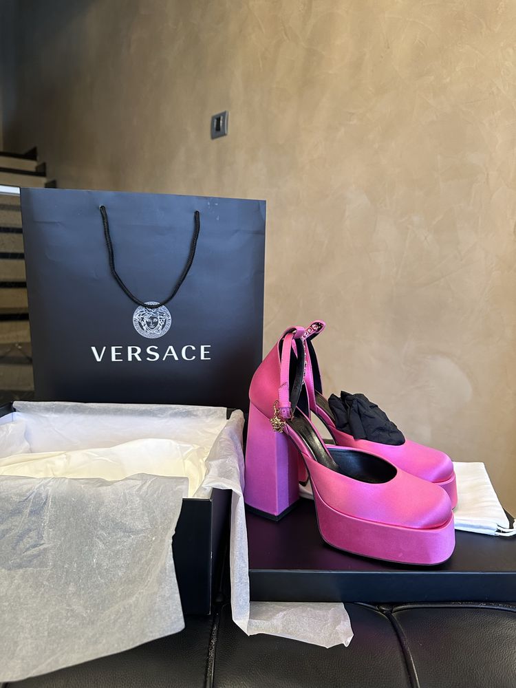 Versace Medusa Aevitas Platform Pumps