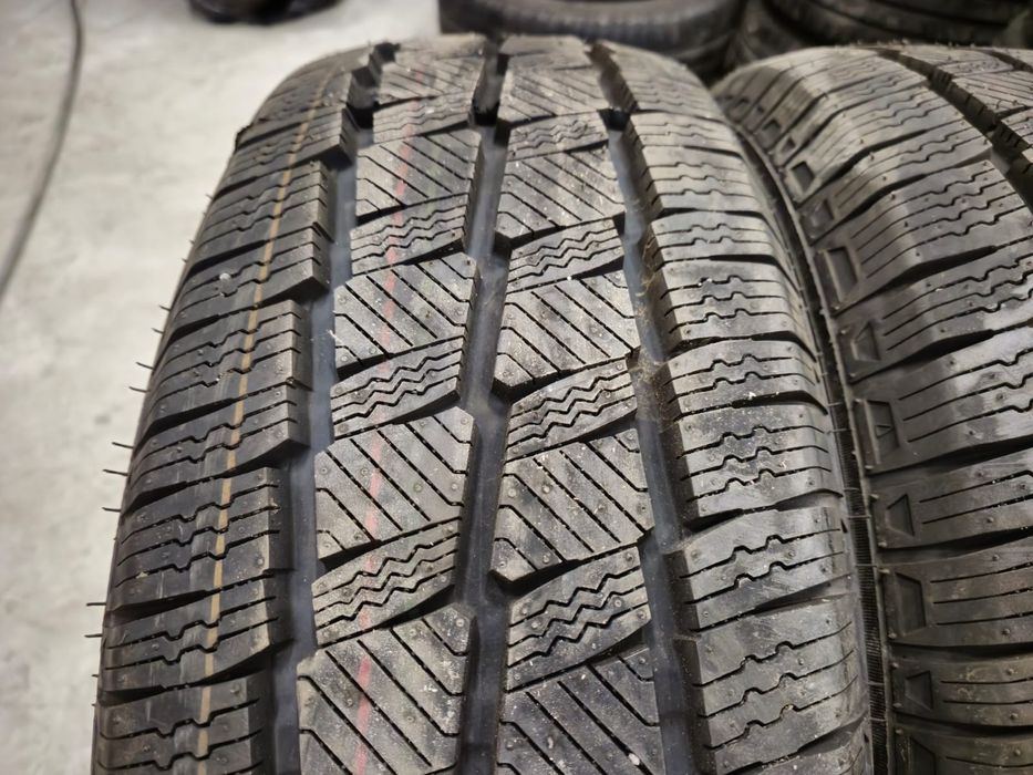 2 anvelope iarna noi Torque 215 65 15C