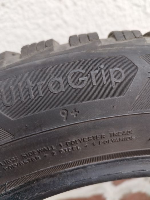 Зимни гуми 205/55/16 Good Year Ultra Grip 9+ .40 лв бр.