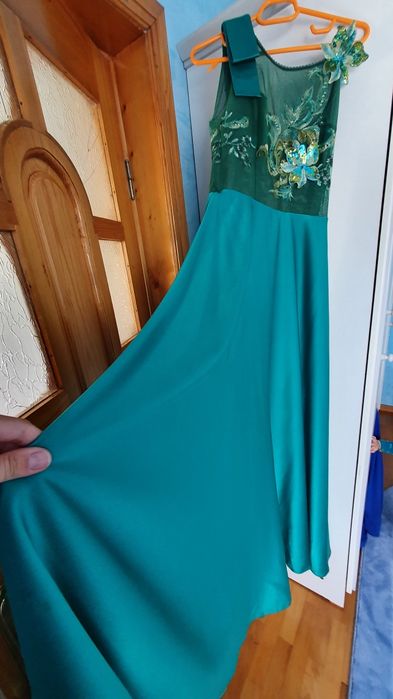 Vând rochie de seara