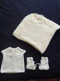 Ръчно изработени бебешки дрехи : пелени ,терлици и елечета