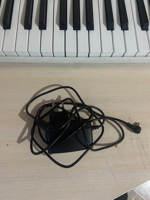 Синтезатор CASIO S1WEC7 б/у в отличном состоянии