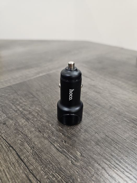 Зарядка в прикуриватель hoco Z42