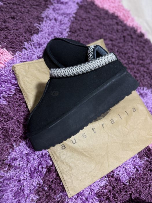 Ugg-uri  tazz negre