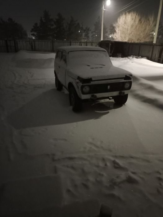 Продам ниву на ходу