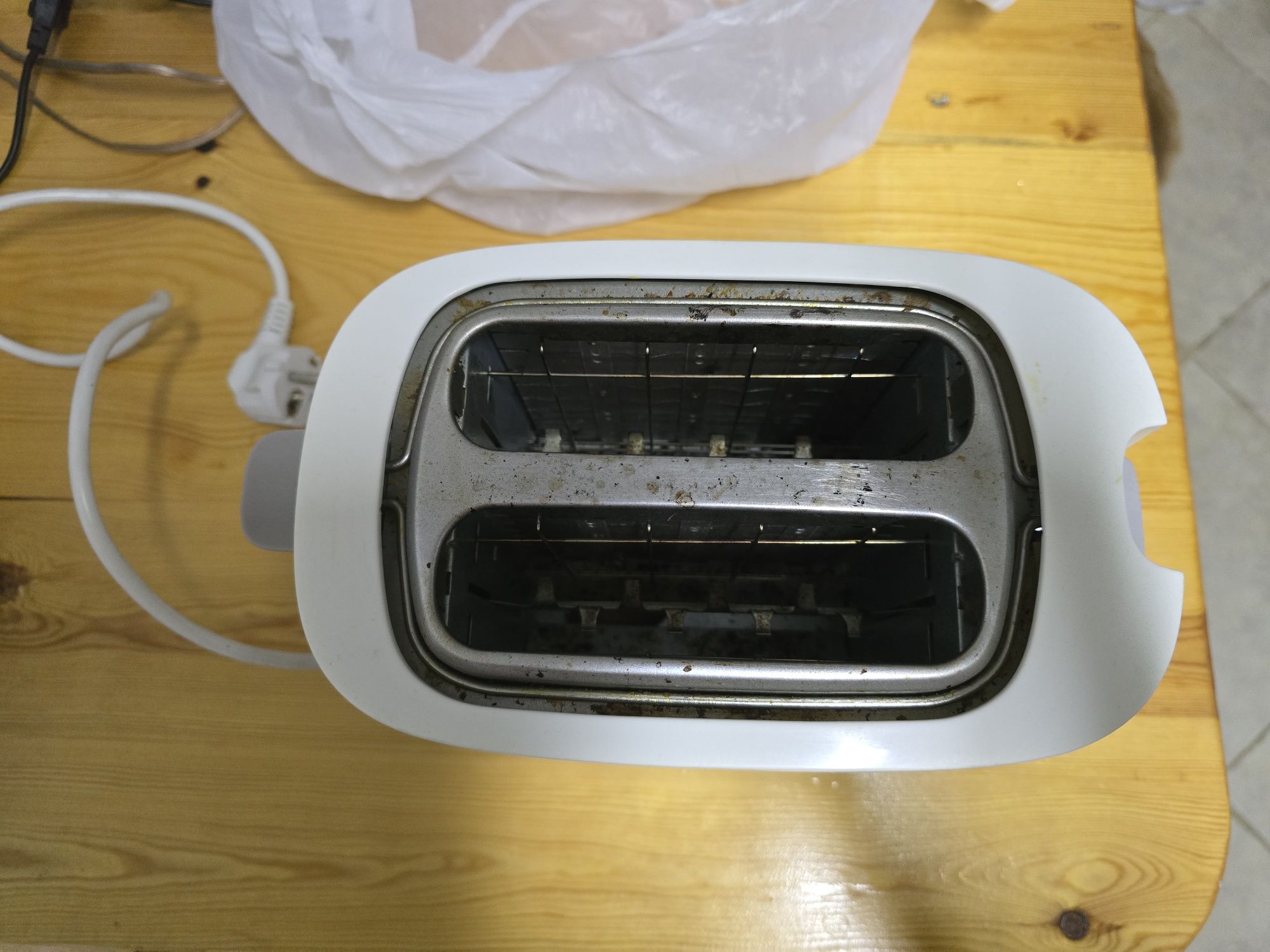 Продам тостер Philips