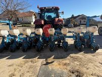 Semanatoare MONOSEM NG+4 8R CS3000 , rabatabil hidraulic, an 2014