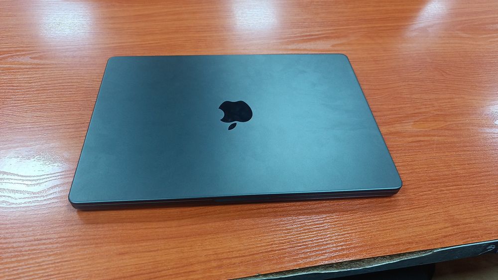 MacBook pro m4 16/512
Xolati ideal
olinganiga 20 kun bo'ldii
Batarike