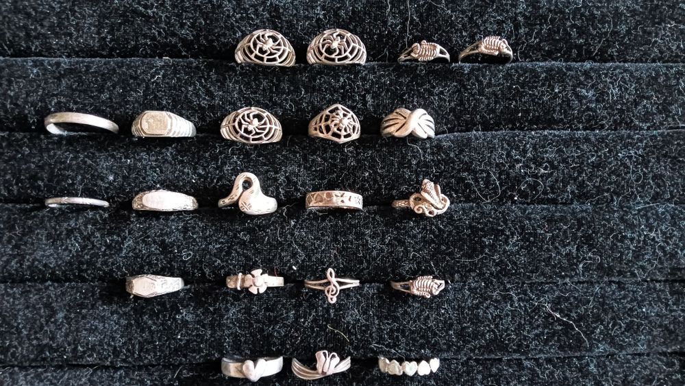 Кольца, кулоны, серебро, распродажа.