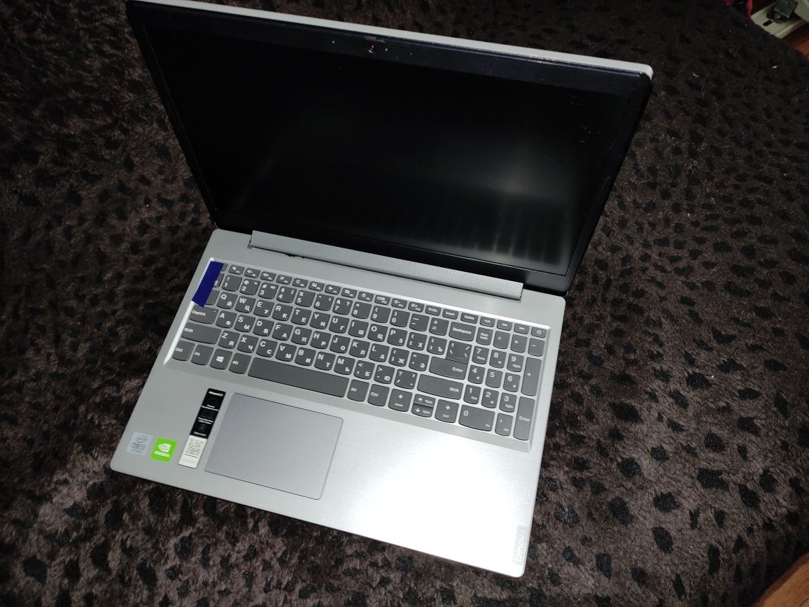 Ноутбук Lenovo Ideapad 81Y3 15IML05