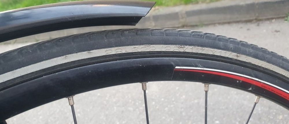 Vând bicicleta de oraș urgent!!-răspund doar la telefon