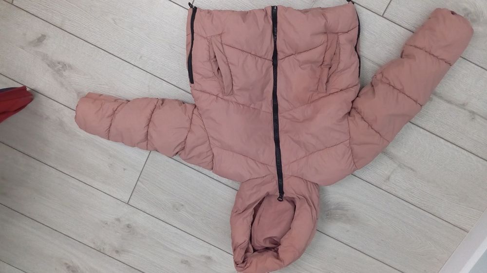 Зимняя куртка ZARA на девочку на 7-10 лет