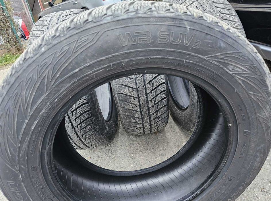 Anvelope de iarna 235 60 R18, M+S, Set de 4, NOKIAN, second hand