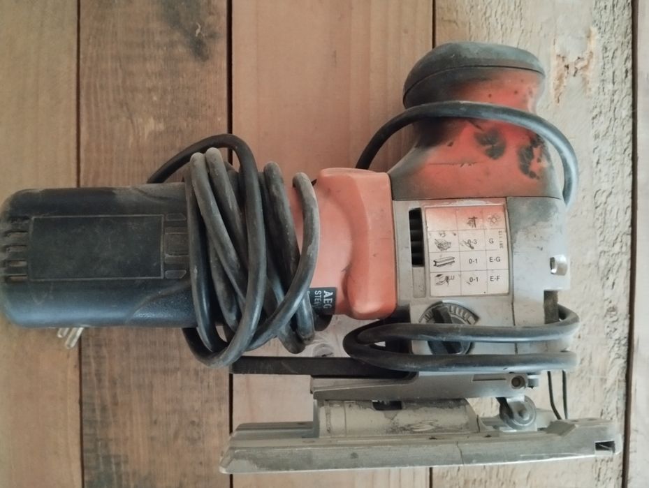 Продается лобзик фирменный AEG в хорошем состоянии