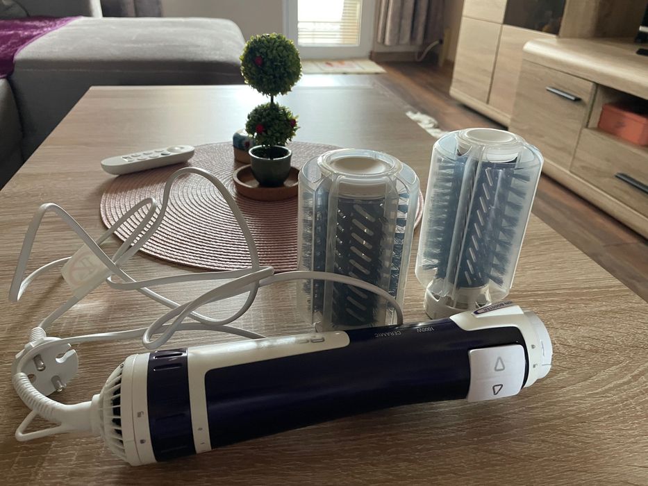 Сешоар Маша ROWENTA brush activ volume and shine