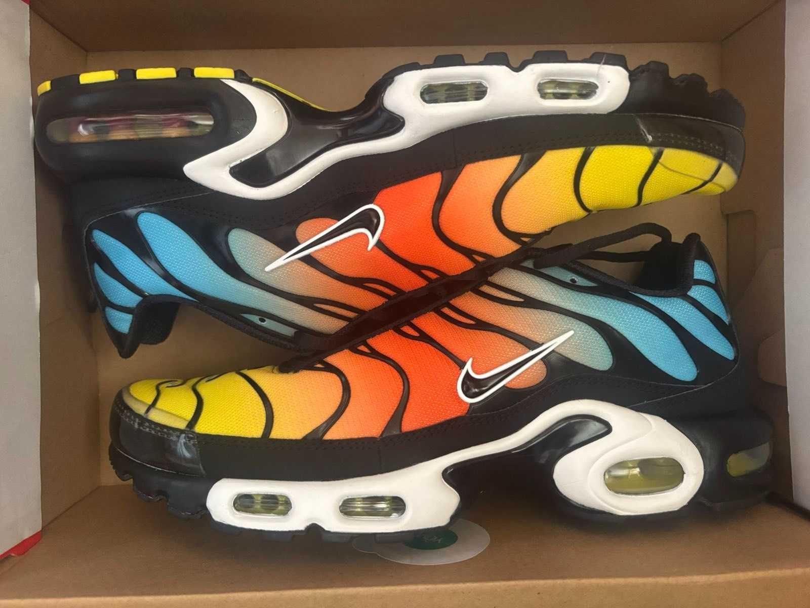 Nike - Air Max Plus номер 43 мъжки цветни Оригинал Код 1019