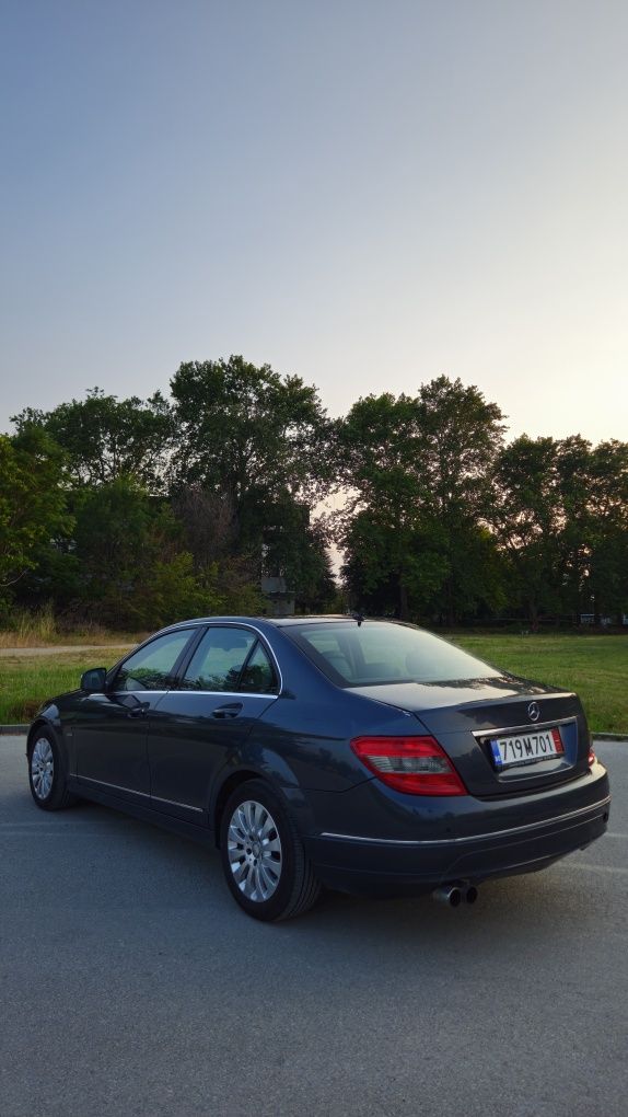 Mercedes Benz c180 РЕАЛНИ 130000