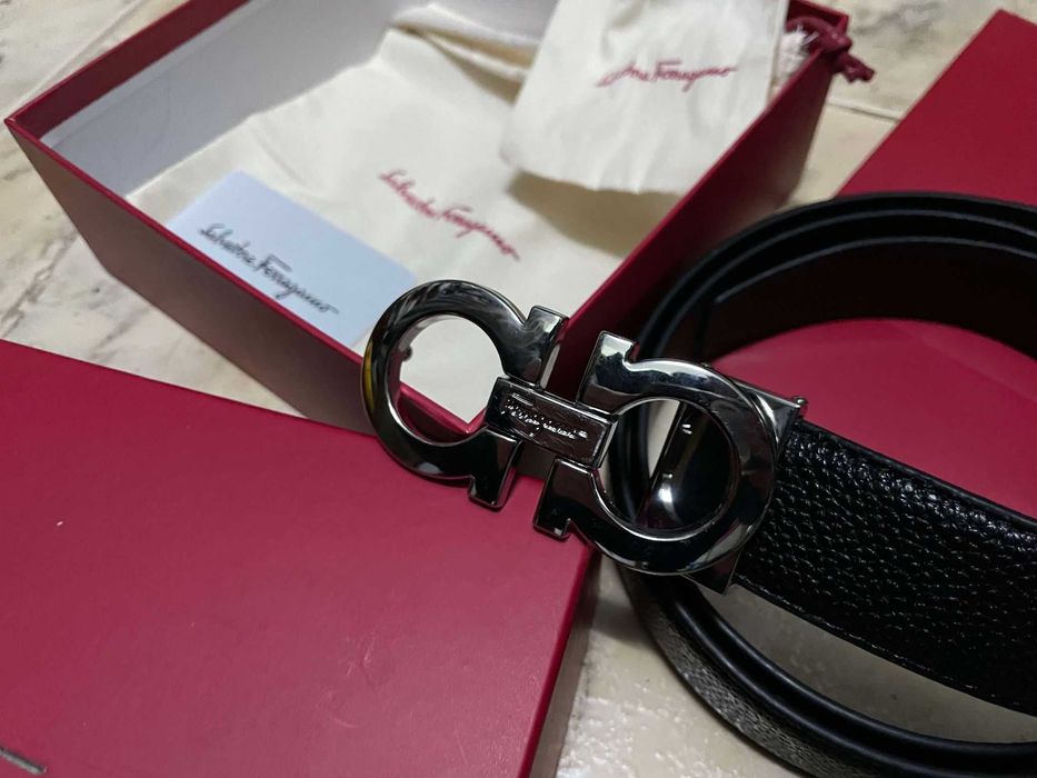 Curea Salvatore Ferragamo brand new