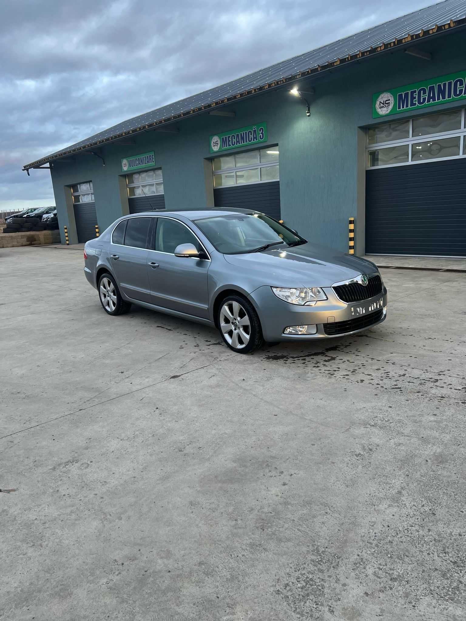 Cutie viteze automata Skoda Superb 2 2.0 TDI LQT