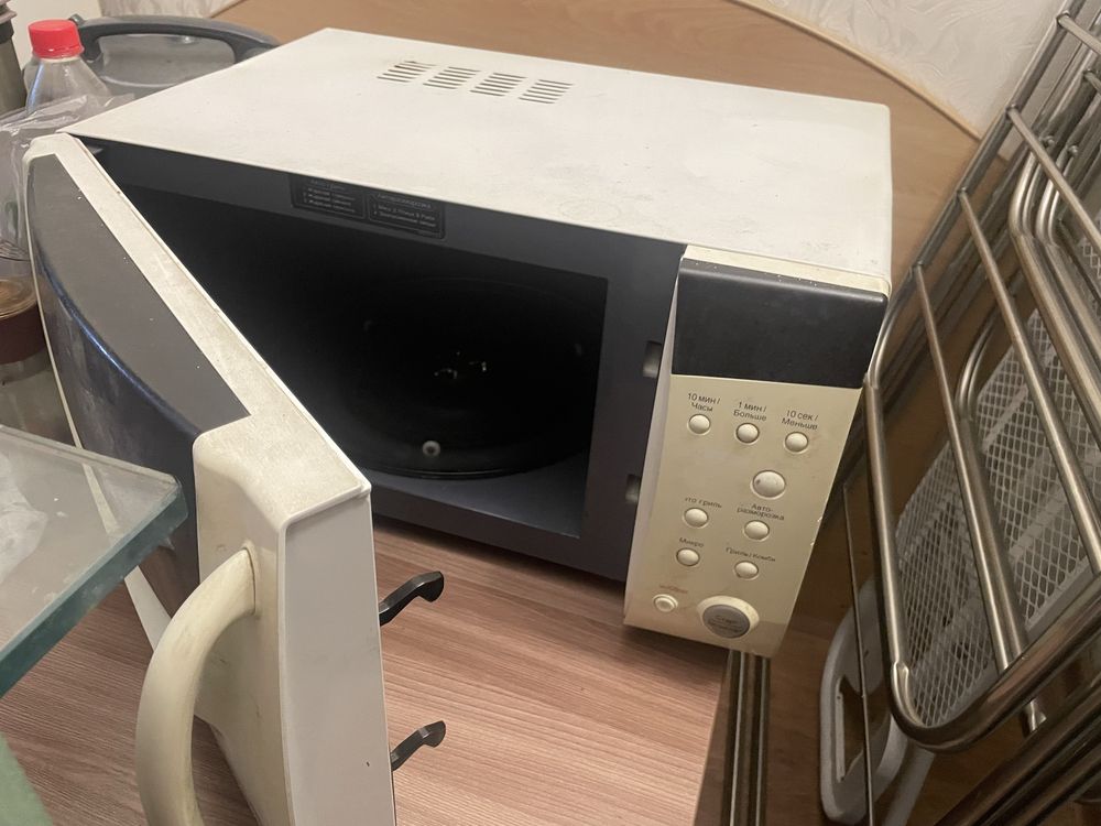 микроволновая печь LG