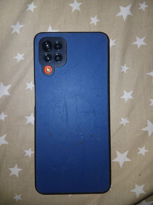 Samsung A12 32G .