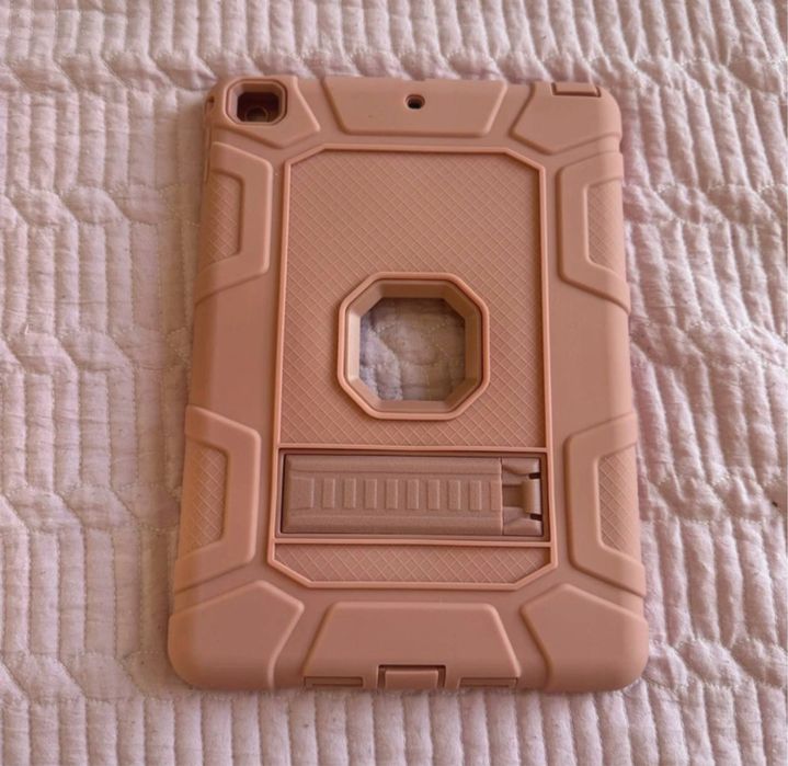 Lot 2 huse iPad 9.7 inch