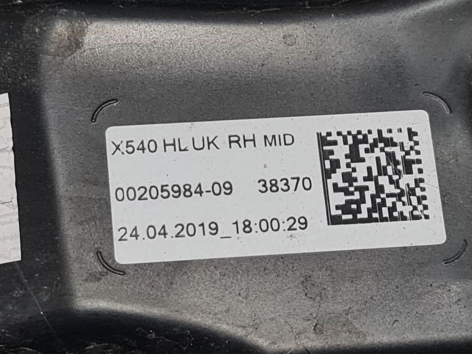 Far Dreapta Jaguar E - PACE 2017 - 2020 SUV 4 Usi (1376) LED X540HLUKRHMID