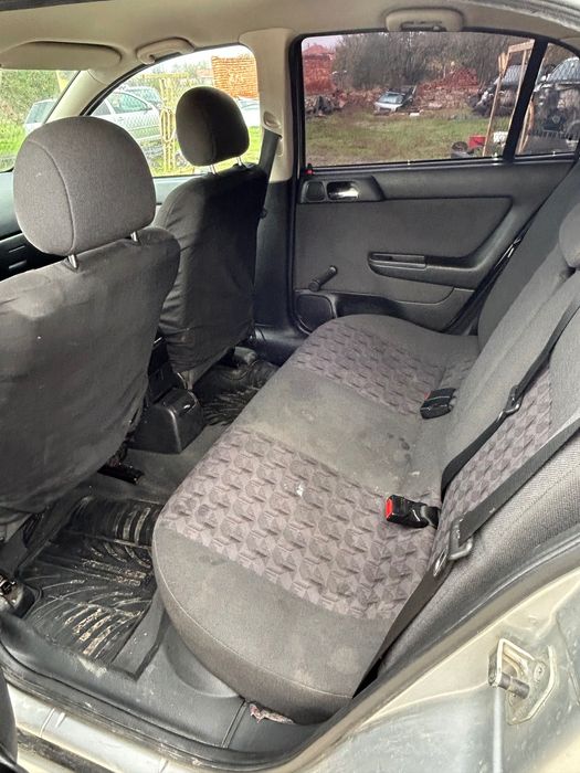 На части или цяла Astra G 1.6 75 газ