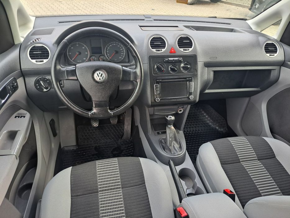 Vând VW Caddy 1.9 tdi
