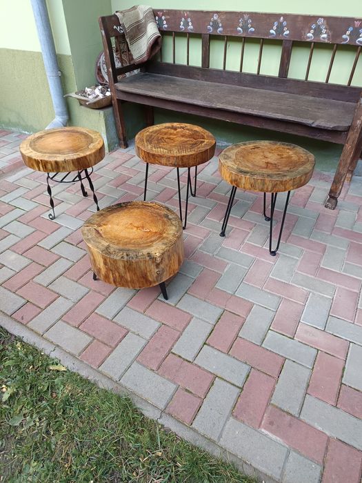 Masa cafea trunchi lemn și picioare metalice